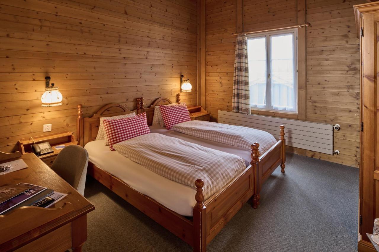 Baeren Hotel, The Bear Inn Вильдерсвиль Экстерьер фото