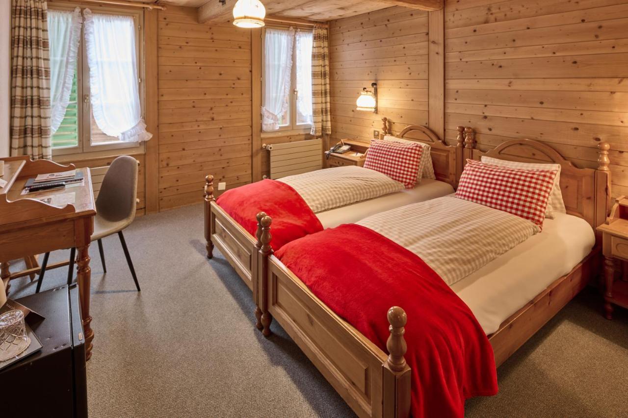 Baeren Hotel, The Bear Inn Вильдерсвиль Экстерьер фото