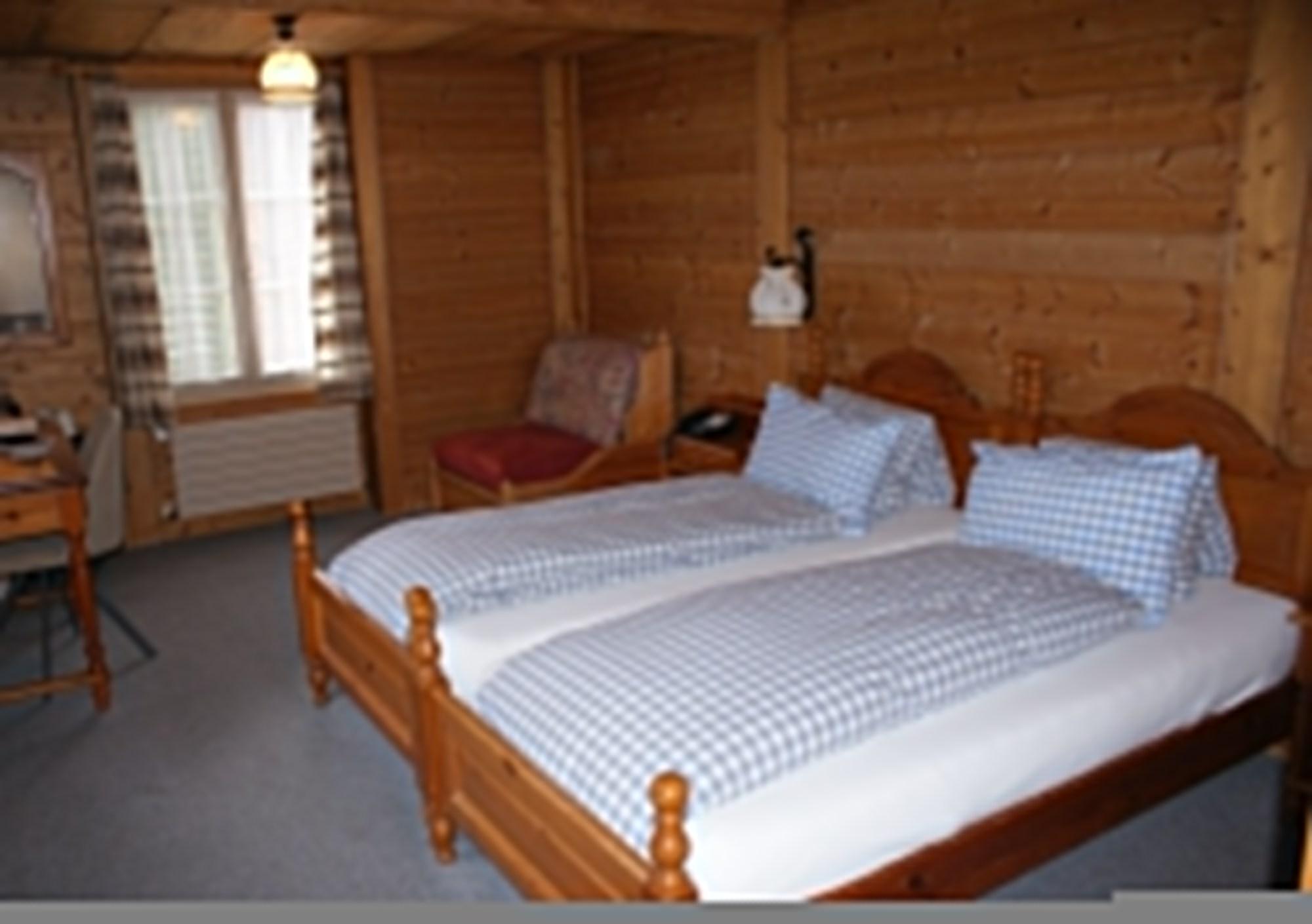 Baeren Hotel, The Bear Inn Вильдерсвиль Экстерьер фото