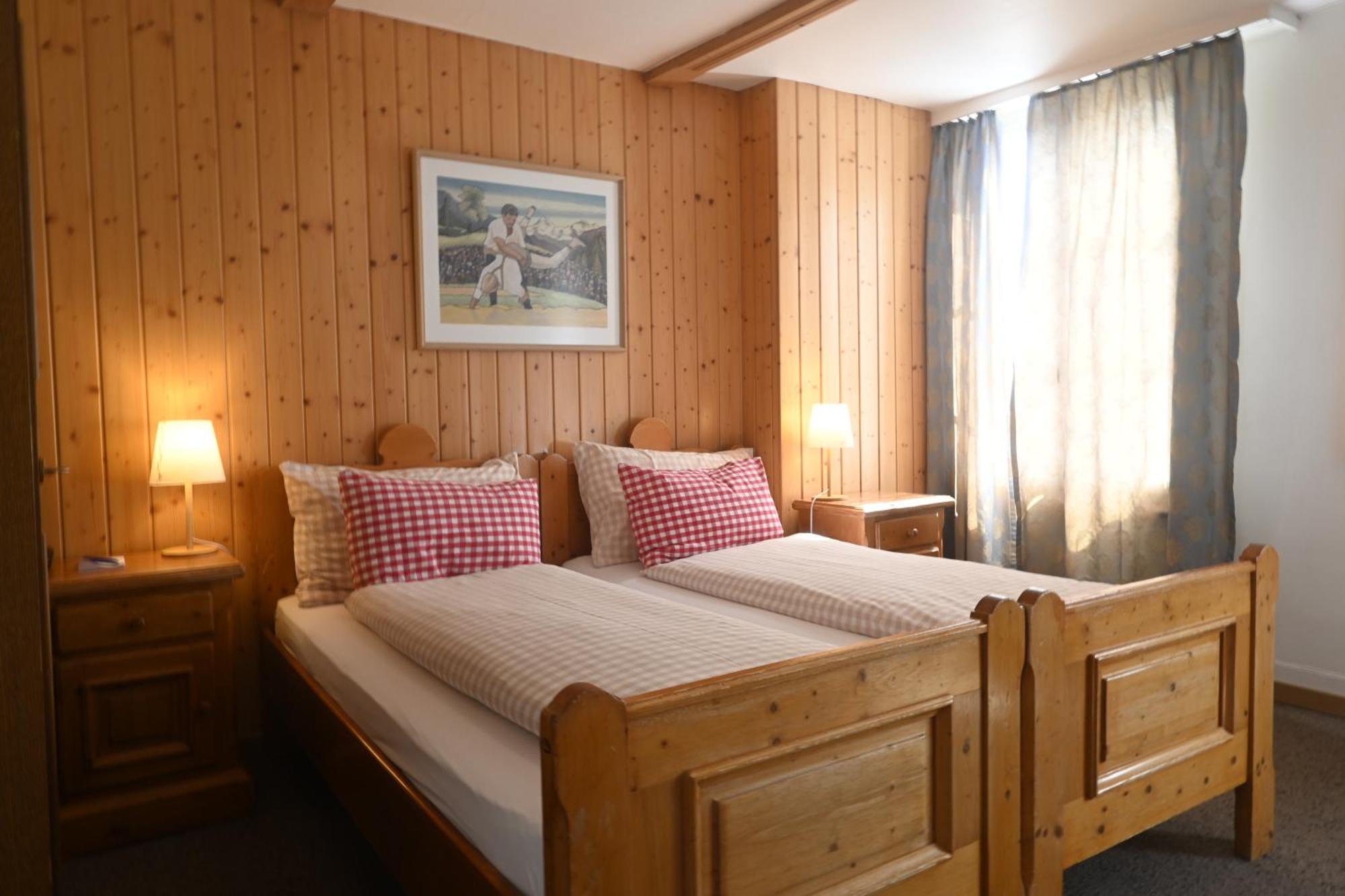 Baeren Hotel, The Bear Inn Вильдерсвиль Экстерьер фото